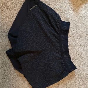 Lululemon short